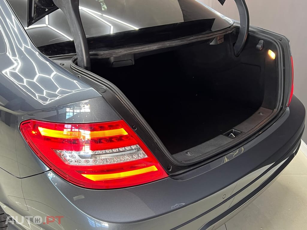 Mercedes-Benz C 220 CDI Coupe Amg Edition