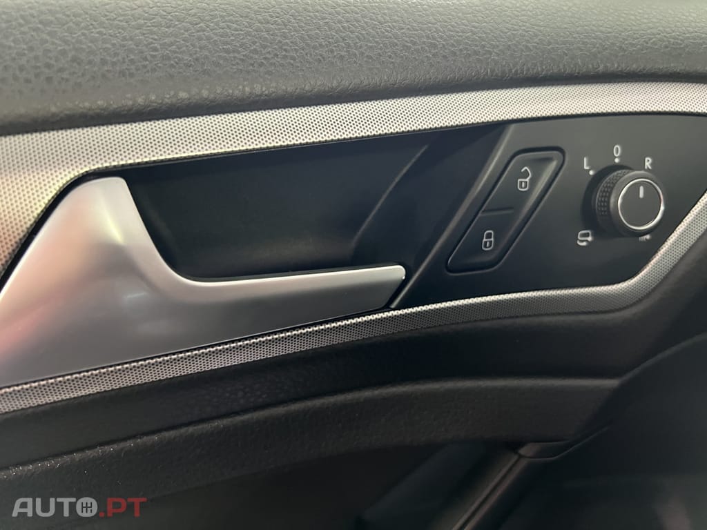 Volkswagen Golf 1.0 Tsi Blue Motion Confortline