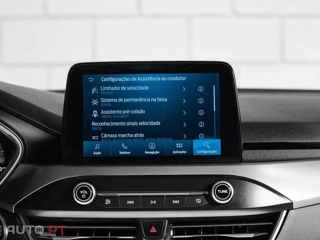 Ford Focus 1.0 EcoBoost MHEV Titanium