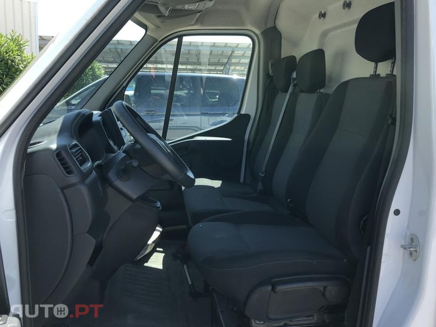 Renault Master 2.3 dCi L2H2 3.3T
