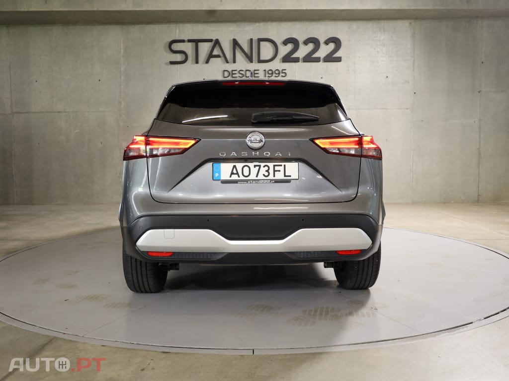 Nissan Qashqai 1.3 DIG-T N-Connecta J18