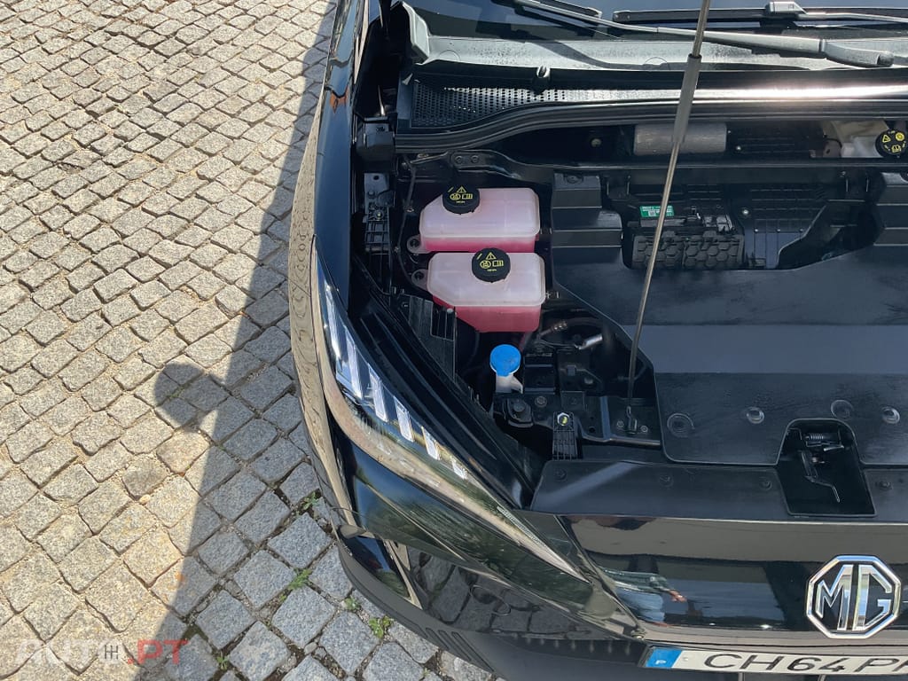 MG MG4 51 kWh Standard