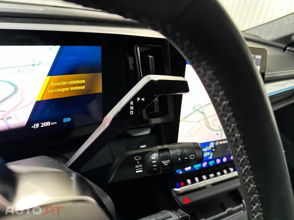 Renault Scénic 220 Long Range Techno
