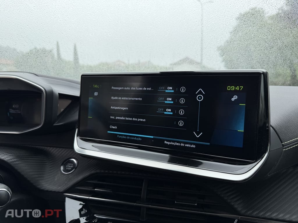 Peugeot E-2008 54 kWh GT