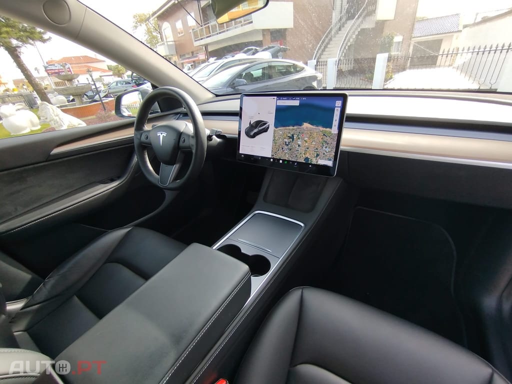 Tesla Model Y Long Range Tração Integral