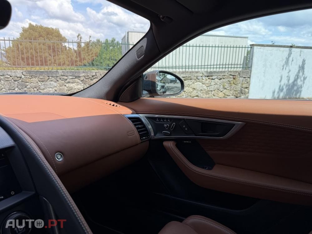 Jaguar F-Type 2.0 i4 R-Dynamic