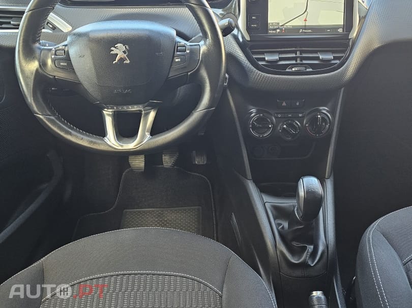 Peugeot 208 1.2 PureTech Style