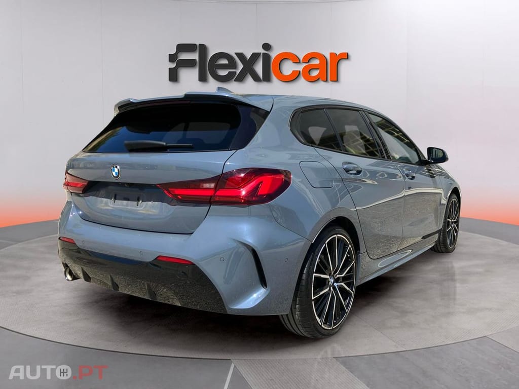 BMW 118 i Pack Desportivo M Auto