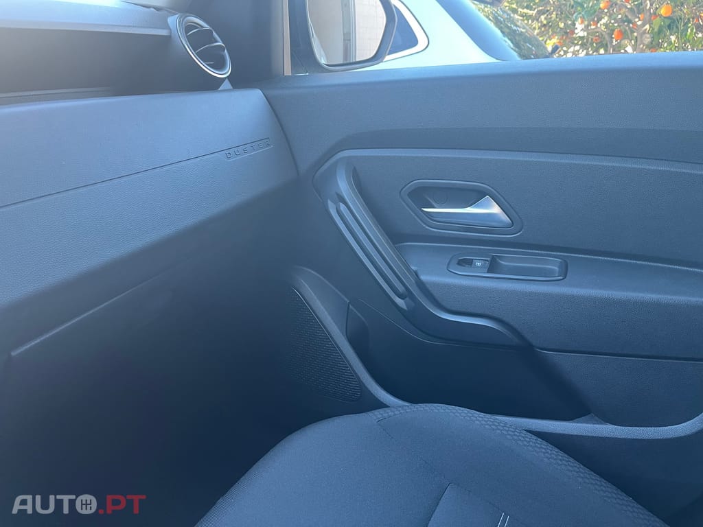 Dacia Duster Comfort — fotografia 17
