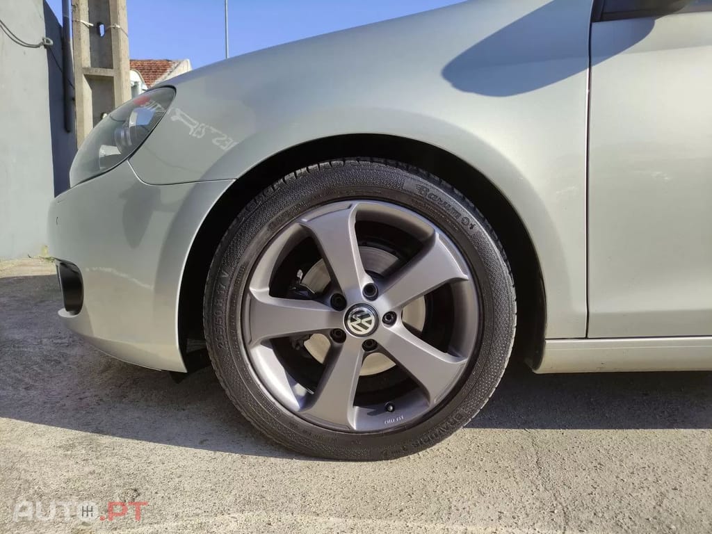 Volkswagen Golf 1.2 TSi BlueMotion DSG Cup