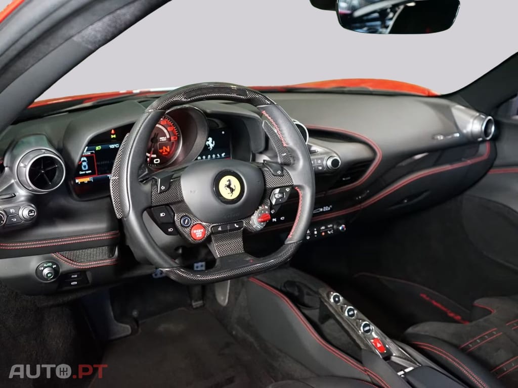 Ferrari F8 CARBON