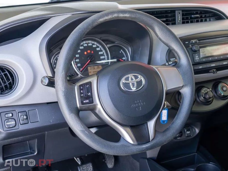 Toyota Yaris  Van 1.4 D-4D C/IVA