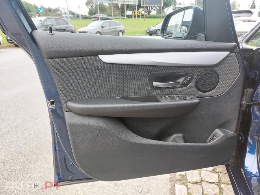 BMW 216 d  Advantage