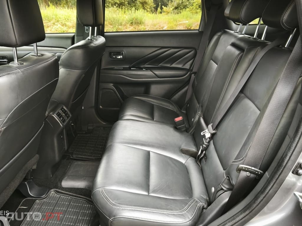 Mitsubishi Outlander 2.4 PHEV Intense