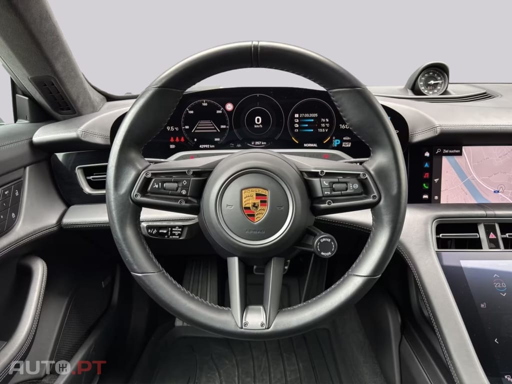 Porsche Taycan I.V.A DEDUTIVEL Turbo