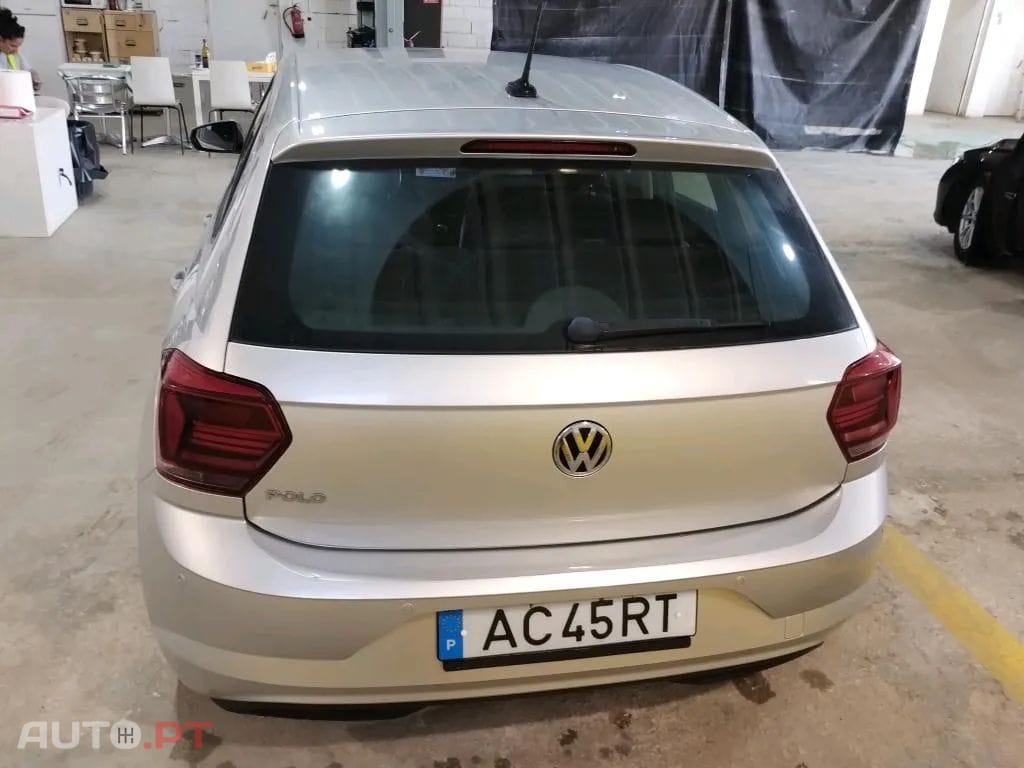 Volkswagen Polo 1.0 TSI Confortline