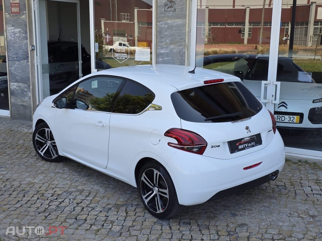 Peugeot 208 1.2 PureTech GT Line