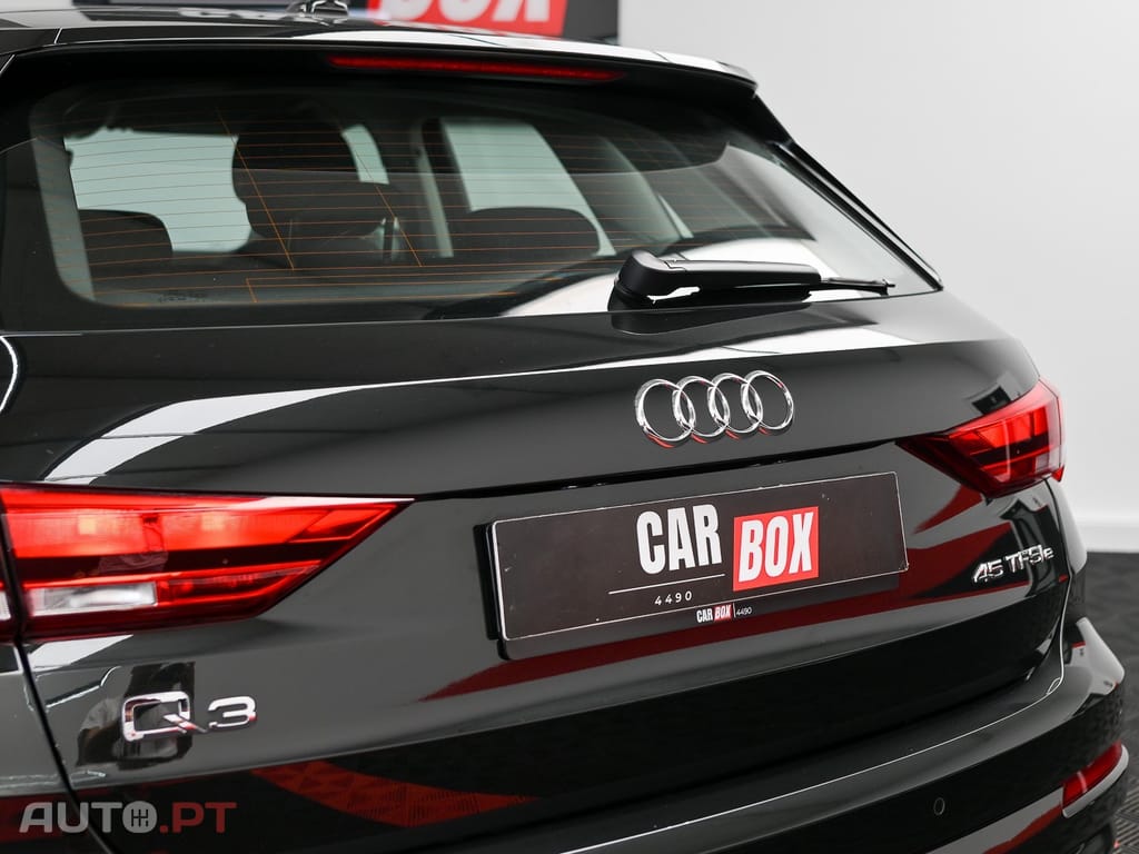 Audi Q3 45 TFSIe S line S tronic