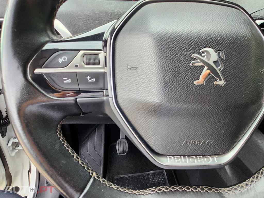 Peugeot 3008 1.6 BlueHDi Allure