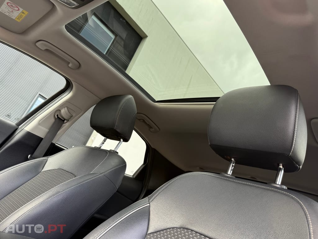 Kia Xceed 1.4 T-GDI Tech+SRF 7DCT