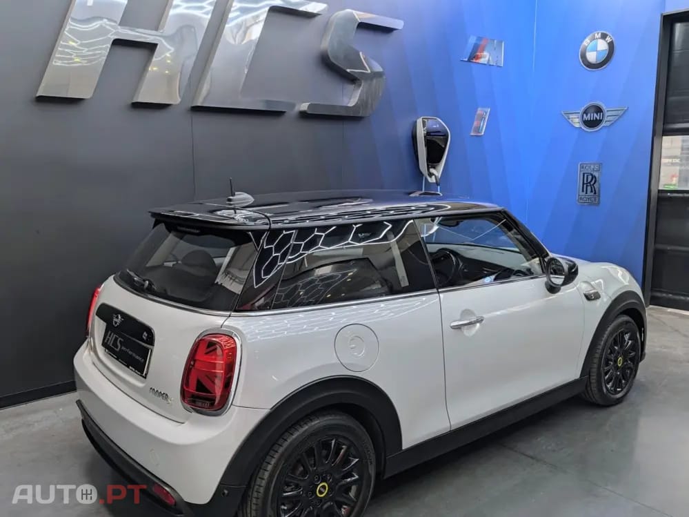 MINI Cooper Cooper SE