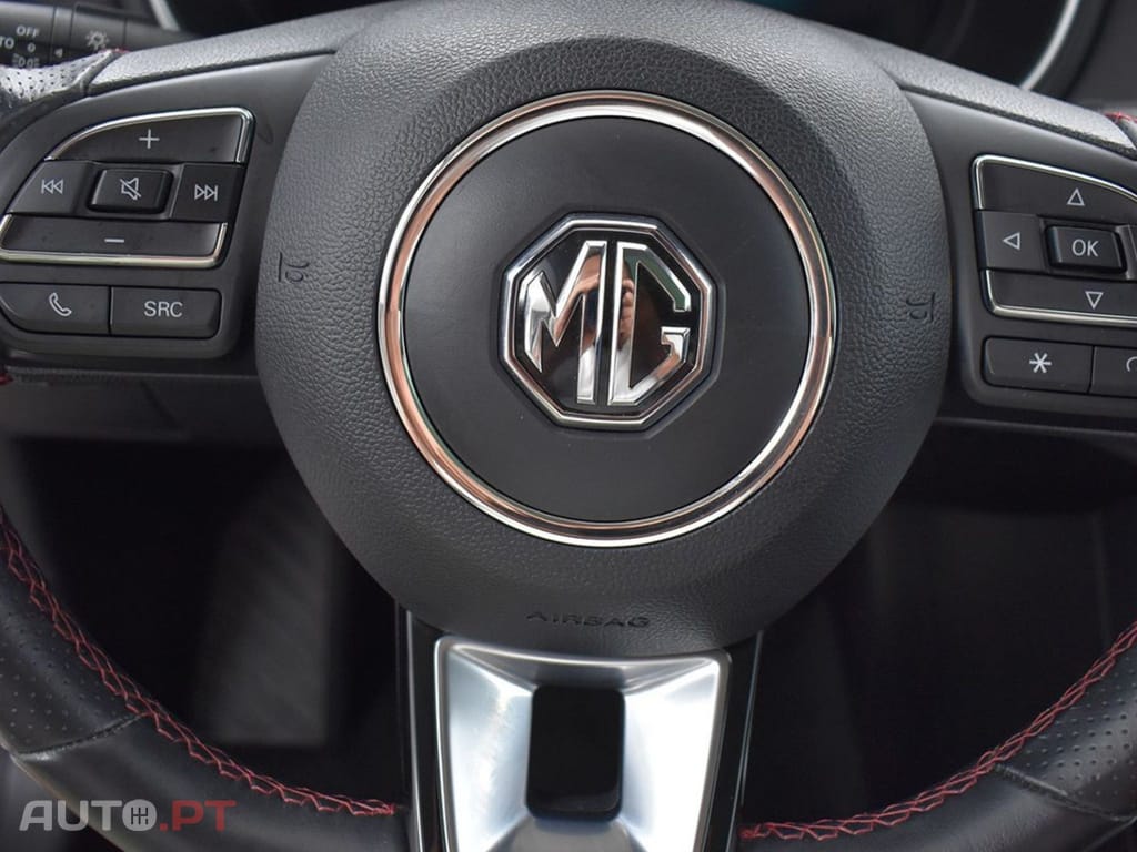 MG EHS I.V.A DEDUTIVEL PHEV 1.5 T-GDI Luxury 
