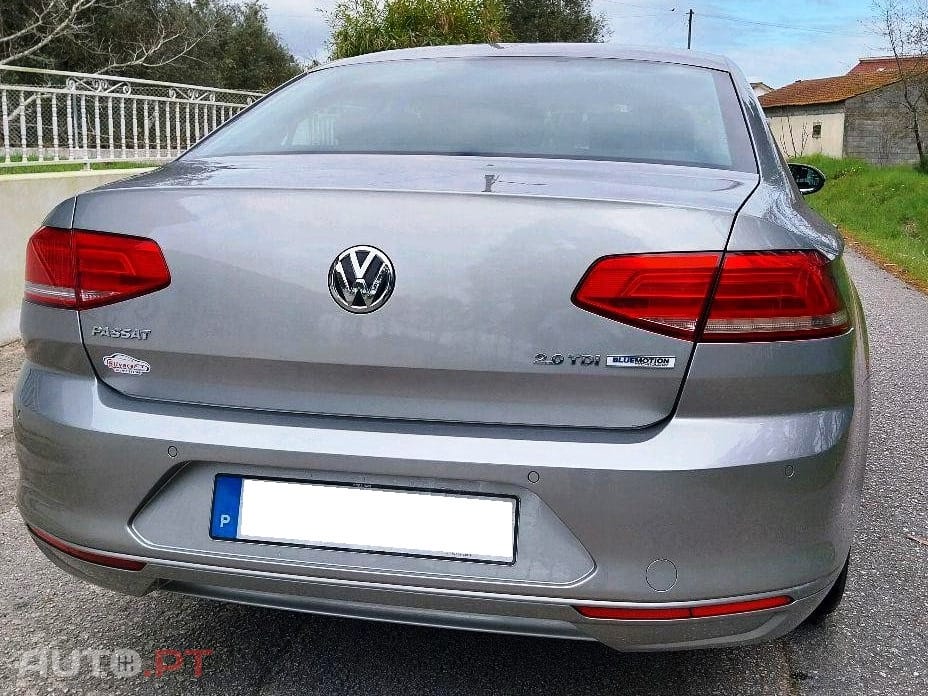 Volkswagen Passat 2.0 TDI HIGHLINE 150cv / 175€ mês