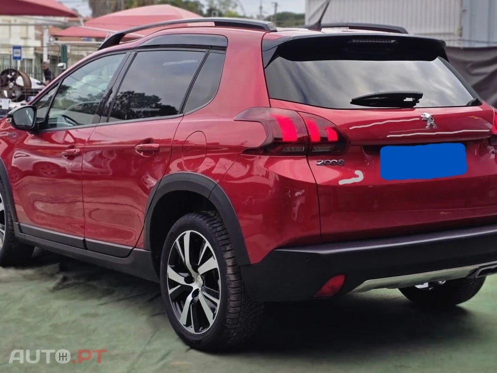 Peugeot 2008 1.6BlueHDi GT LINE
