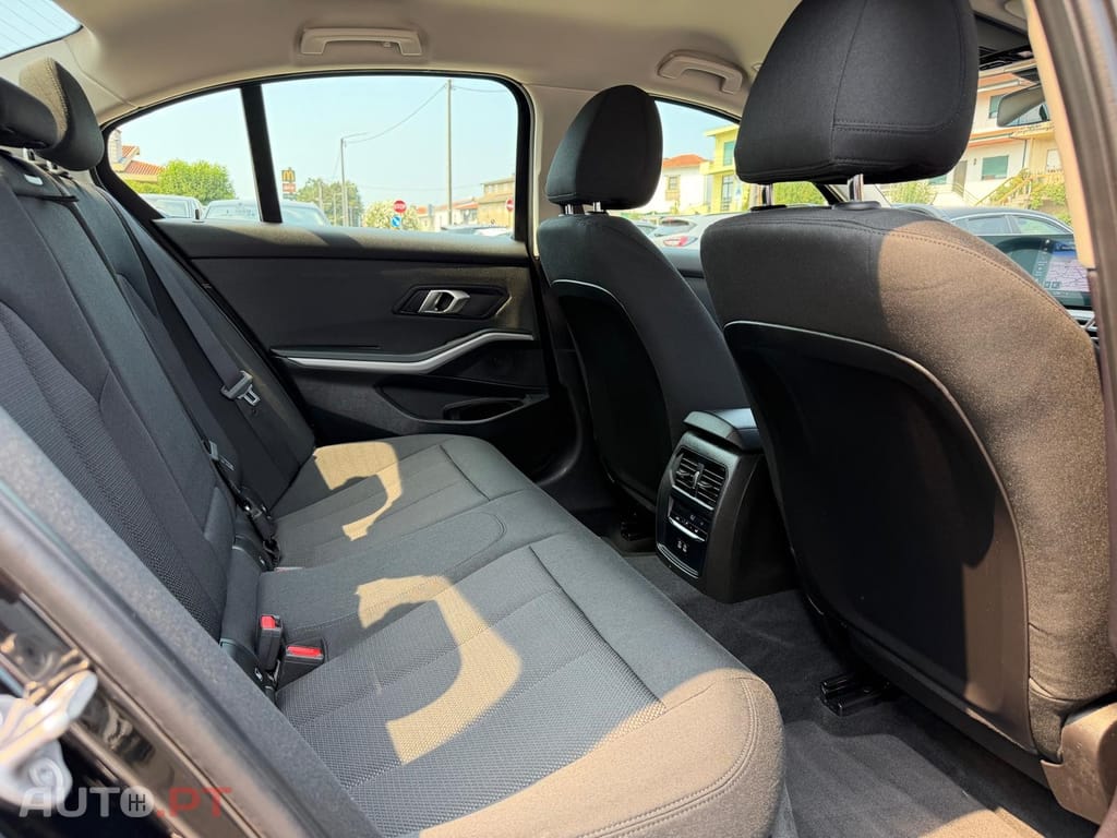 BMW 320 e Auto
