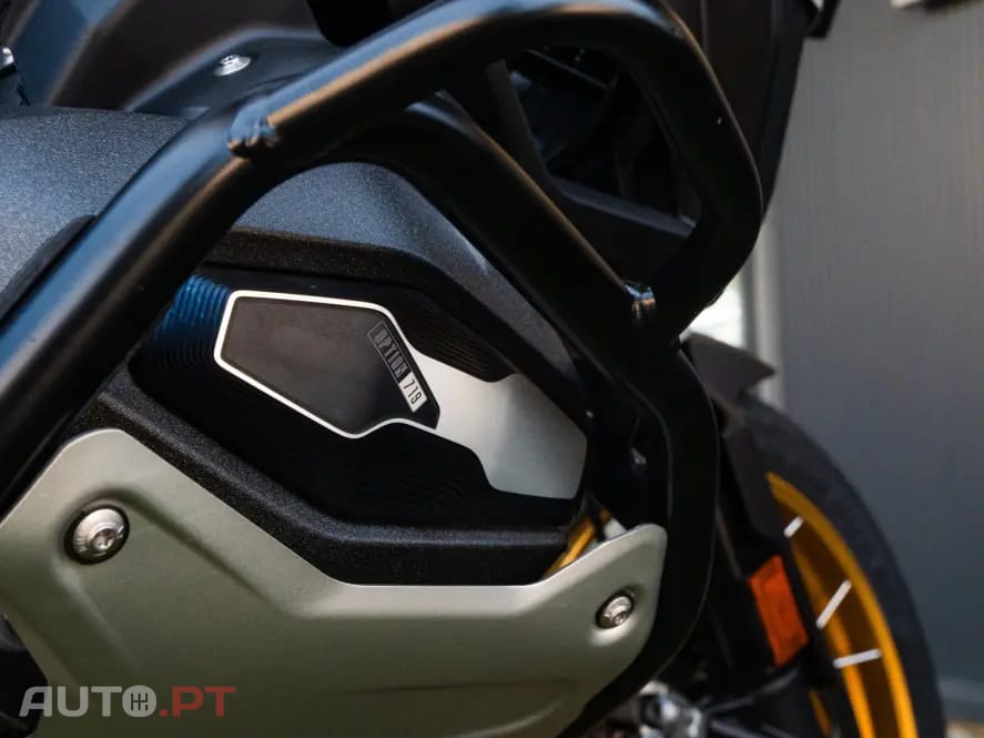 BMW R OPTION 719