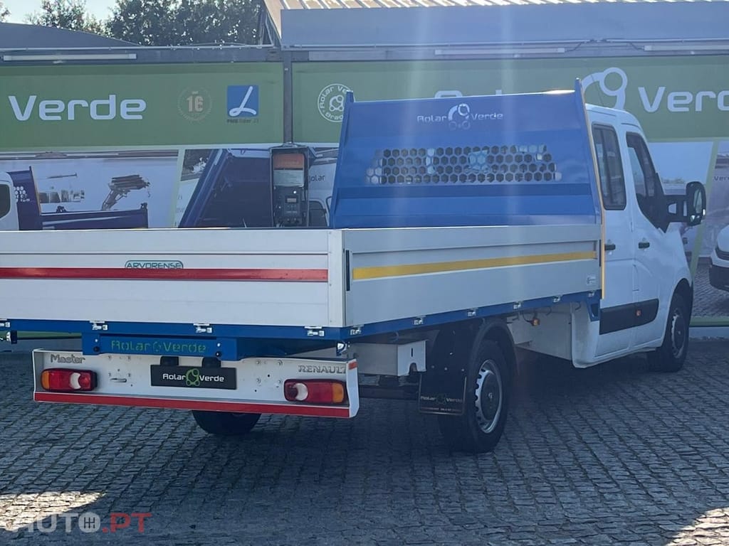 Renault Master 7 LUGARES + CAIXA 4000 mm