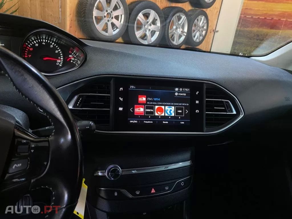 Peugeot 308 1.2 PureTech Active Pack
