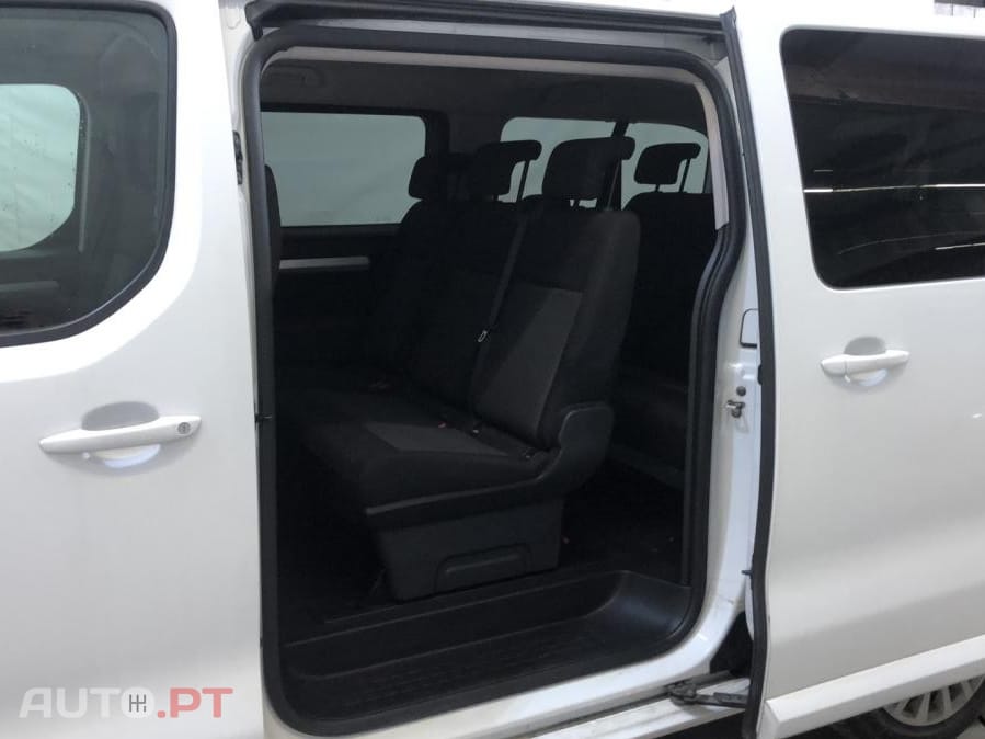 Peugeot Traveller 2.0 BlueHDi Business Long VIP EAT8