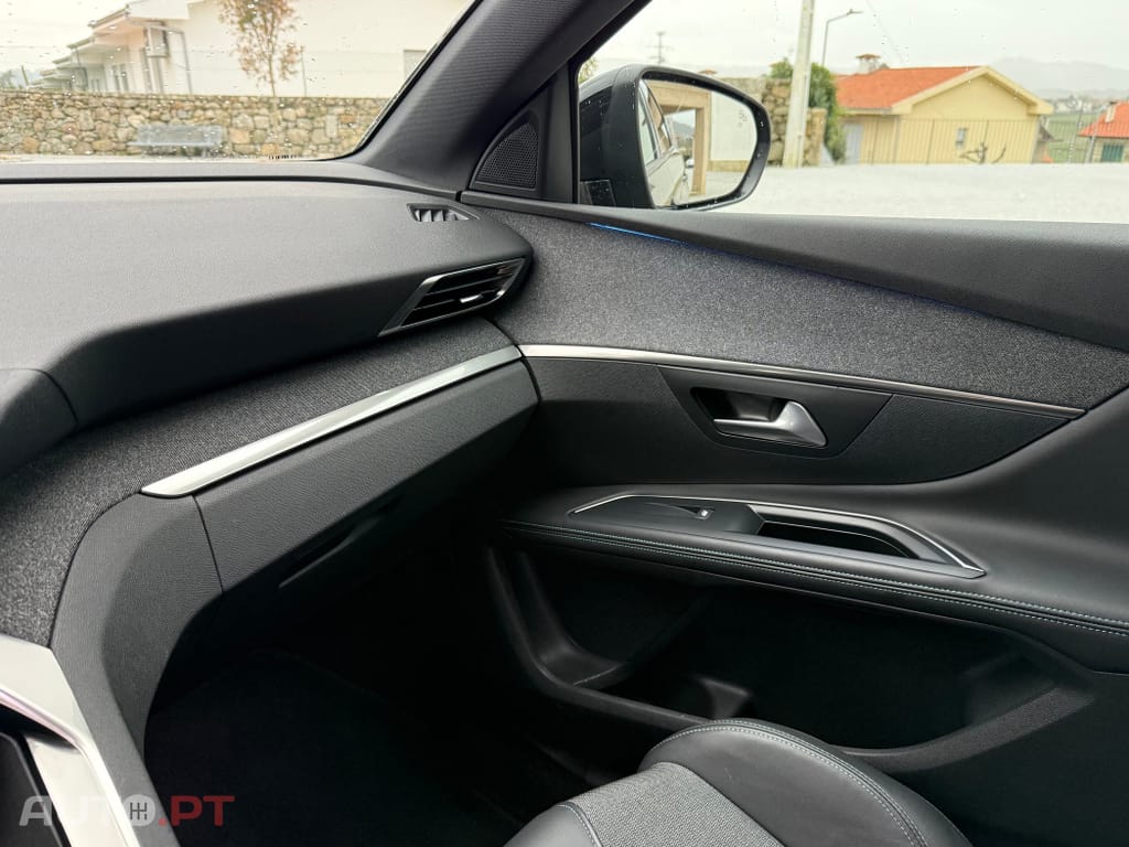 Peugeot 5008 1.5 BlueHDi Allure EAT8