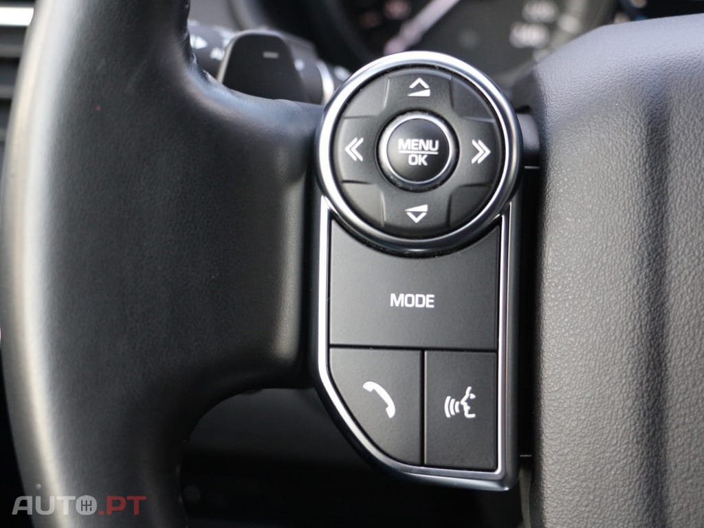 Land Rover Discovery 2.0 SD4 HSE Luxury Auto