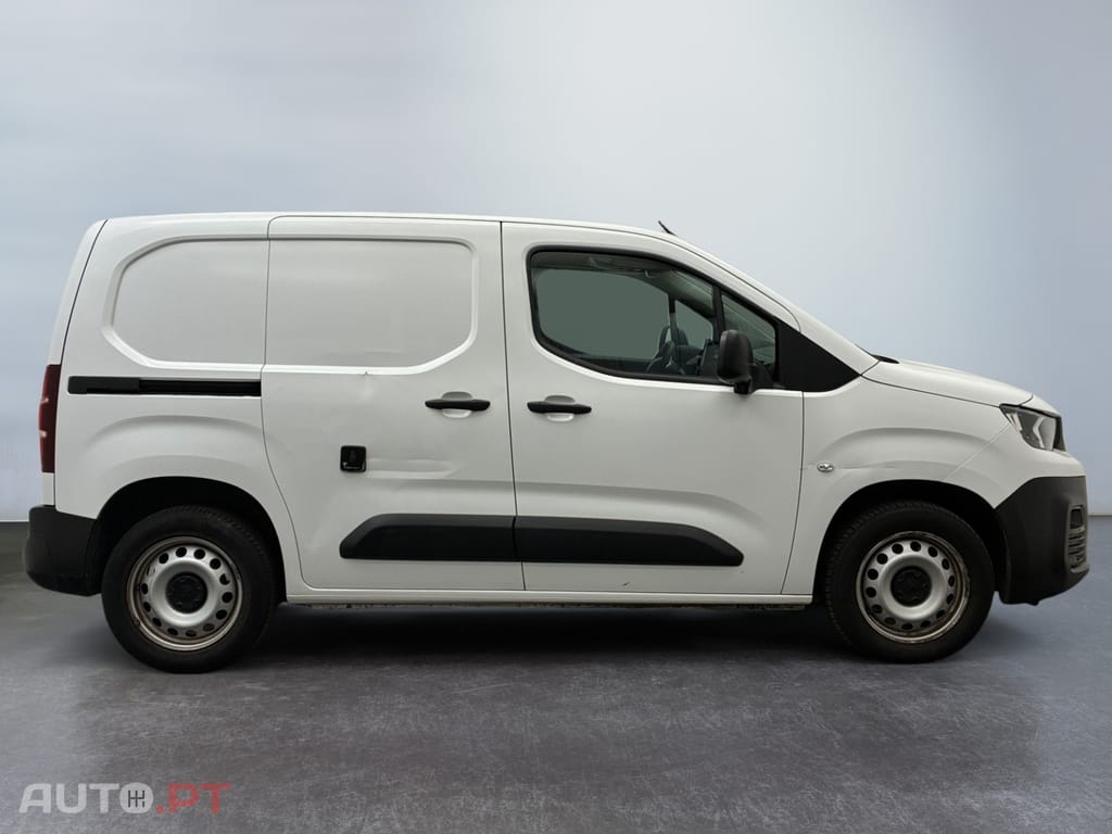Peugeot Partner 1.5 BlueHDi Asphalt Standard