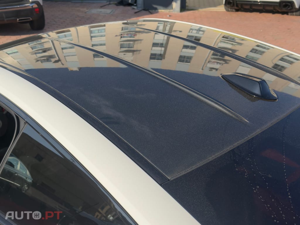 BMW M4 X-DRIVE CARBONO