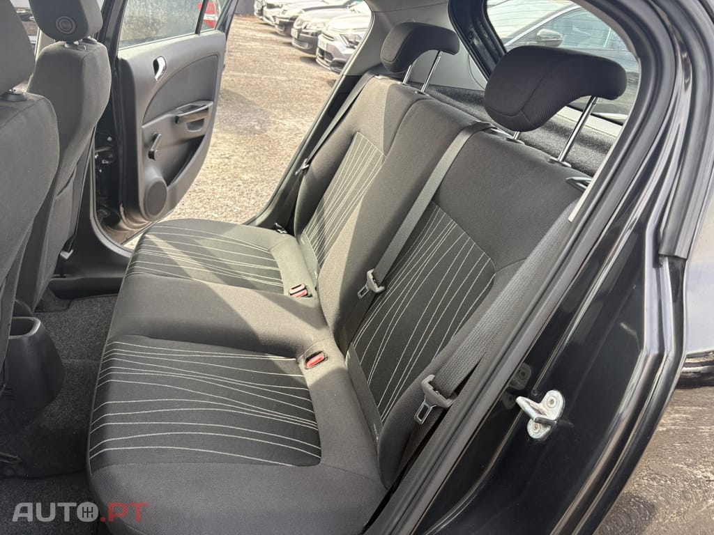 Opel Corsa 1.2 Enjoy