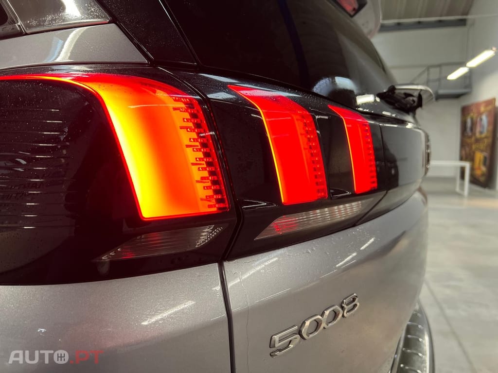 Peugeot 5008 1.5 BlueHDi Allure Pack EAT8