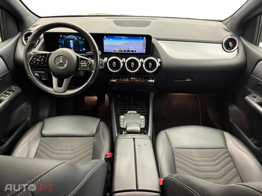 Mercedes-Benz B 180 d 8G-DCT