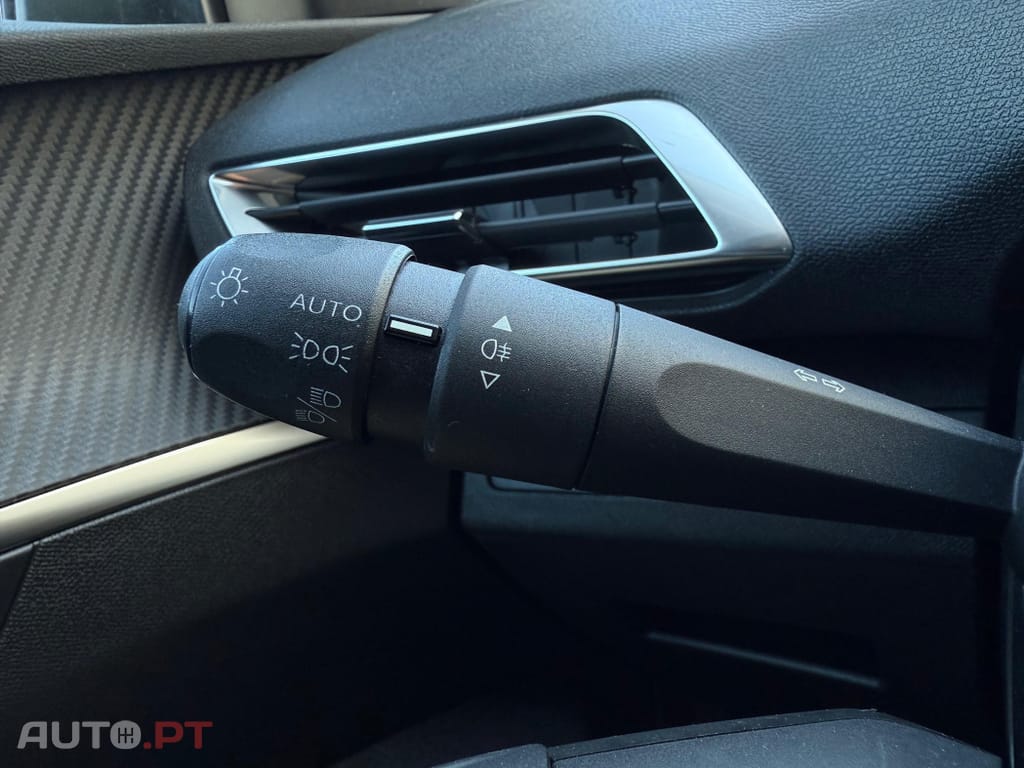 Peugeot 3008 BlueHDi 130 Stop & Start Active Pack