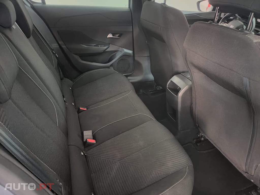 Peugeot 308 1.5 BlueHdi Active Plus