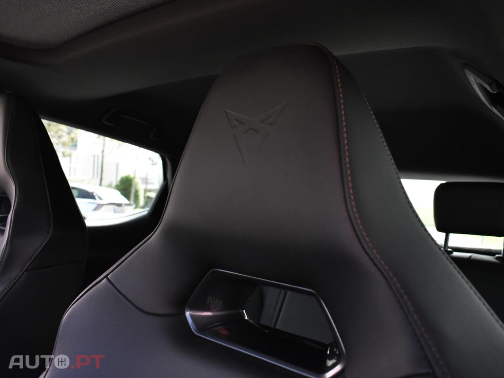 Cupra Leon 1.4 e-Hybrid VZ DSG