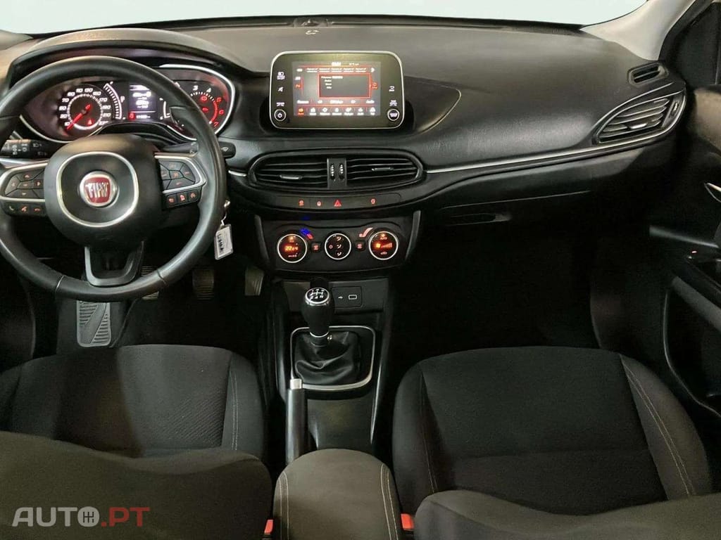 Fiat Tipo 1.3 M-Jet Lounge