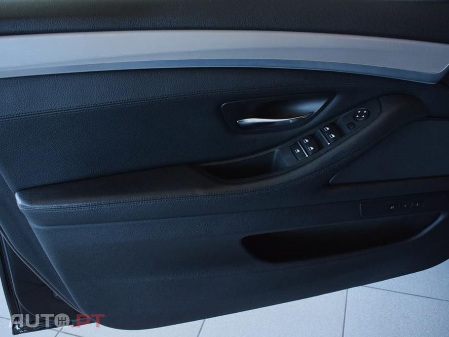 BMW 525 d Line Luxury Auto