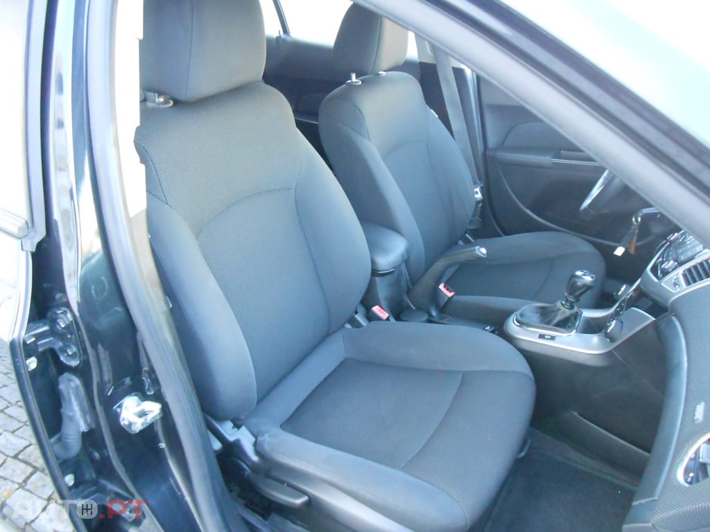 Chevrolet Cruze 1.6 I LT