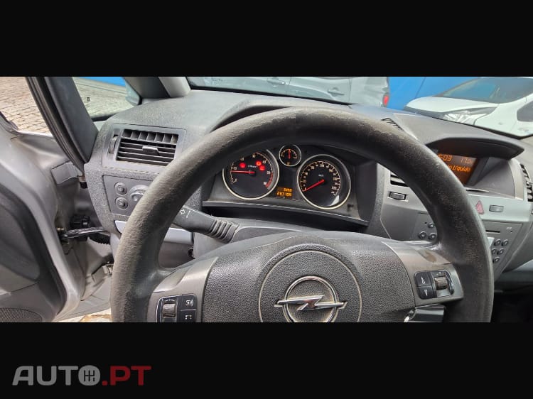 Opel Zafira 1.9 TDI