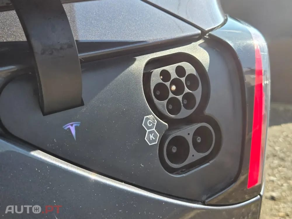 Tesla Model 3 Premium Long Range AWD Dual Motor