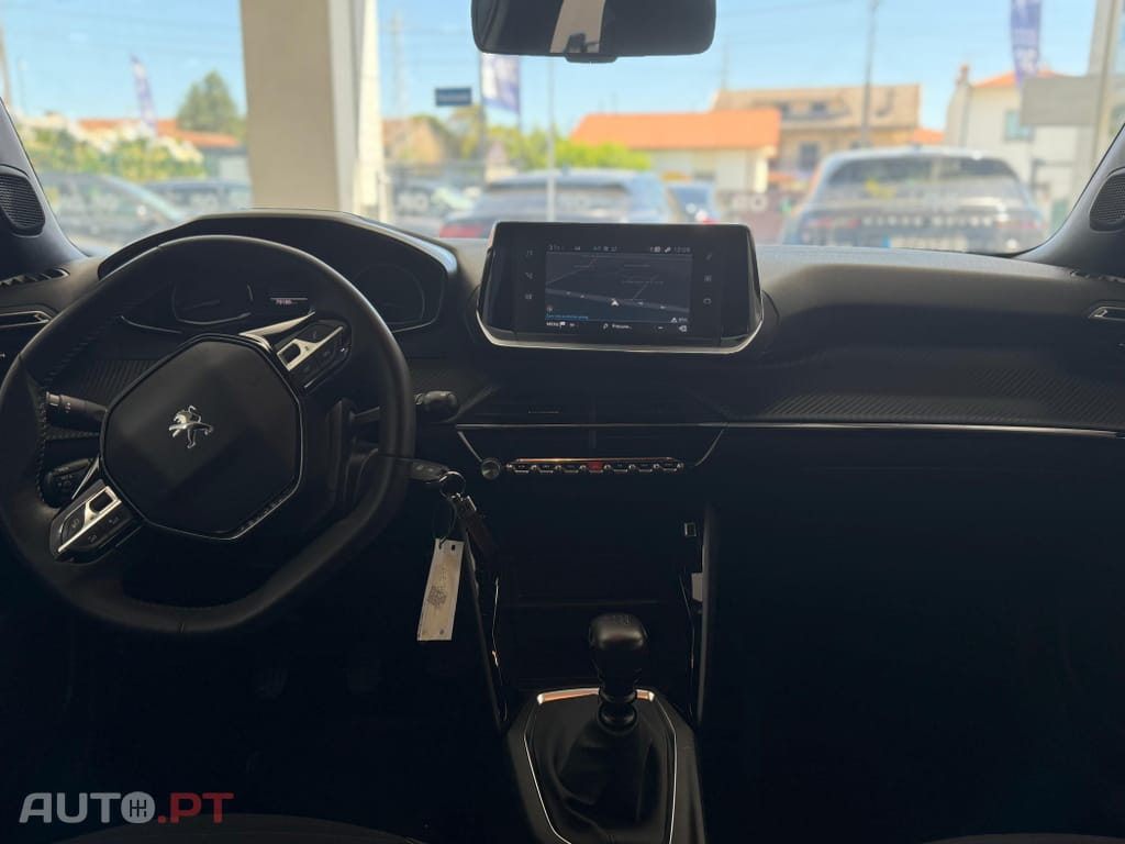 Peugeot 2008 1.2 PureTech Active Pack