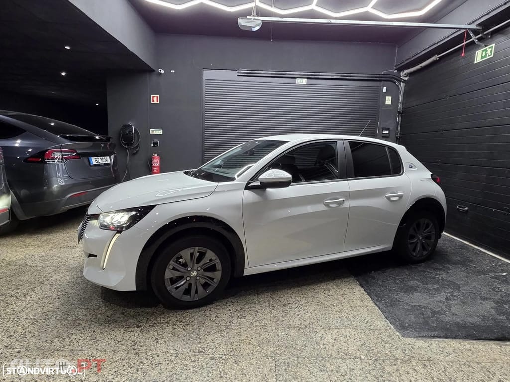 Peugeot E-208 50 kWh Active Pack